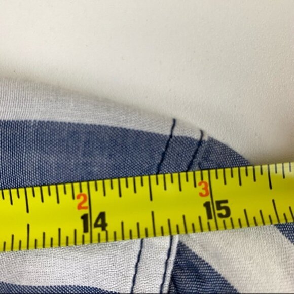 Hollister Cotton Blue Striped Button Up size Medium - Picture 10 of 13